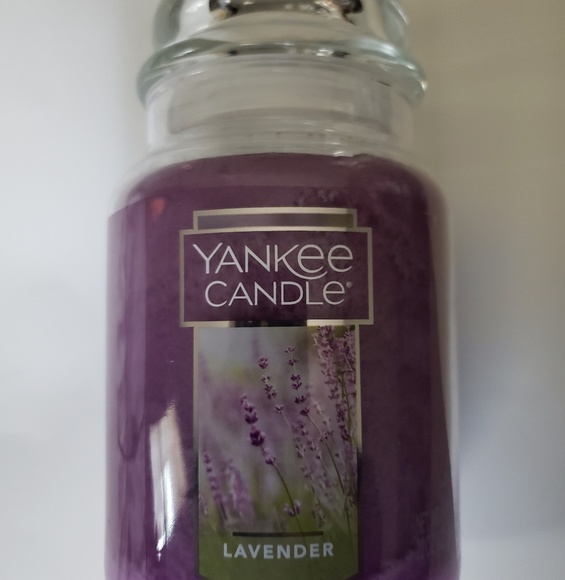 YANKEE CANDLE LAVENDER